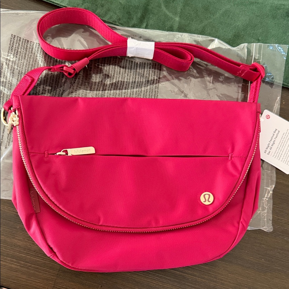Lululemon Athletica Vibrant Crossbody Bag 5L